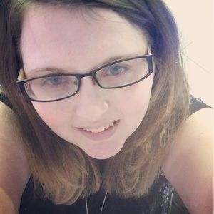 Meet your Posher, Cindy! Willing to tradeXD